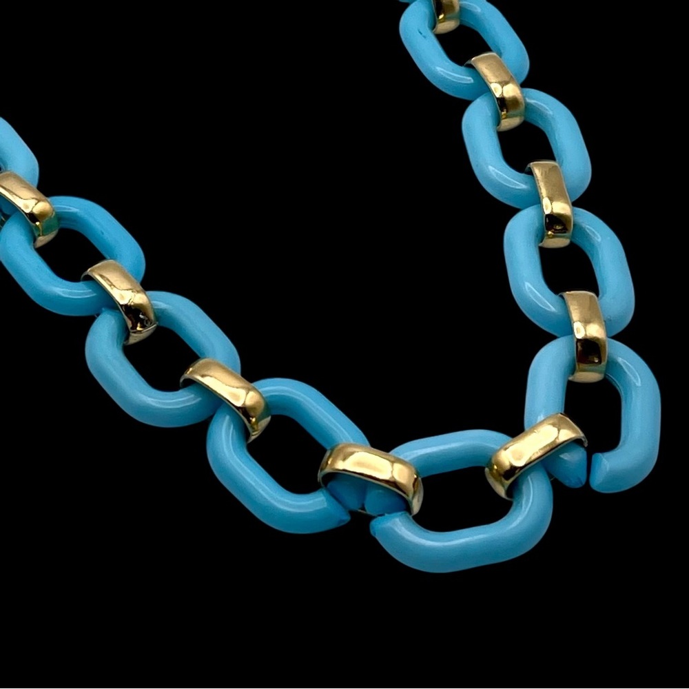 Cute Vintage Aqua Blue Acrylic and Gold Tone Link Chain Necklace - Picture 7 of 14